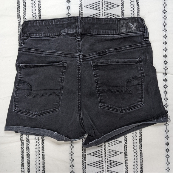 AE High Rise Shorts - Picture 2 of 3